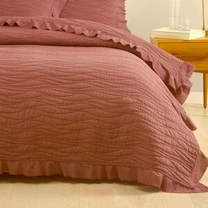 NWT UGG Katella Quilted Coverlet Dusty Rose Queen Size 92" x 96"
